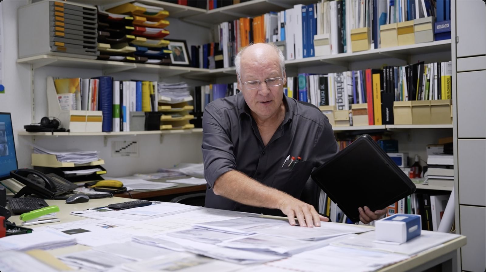 Elektro Hinnenberg – Planung im Büro