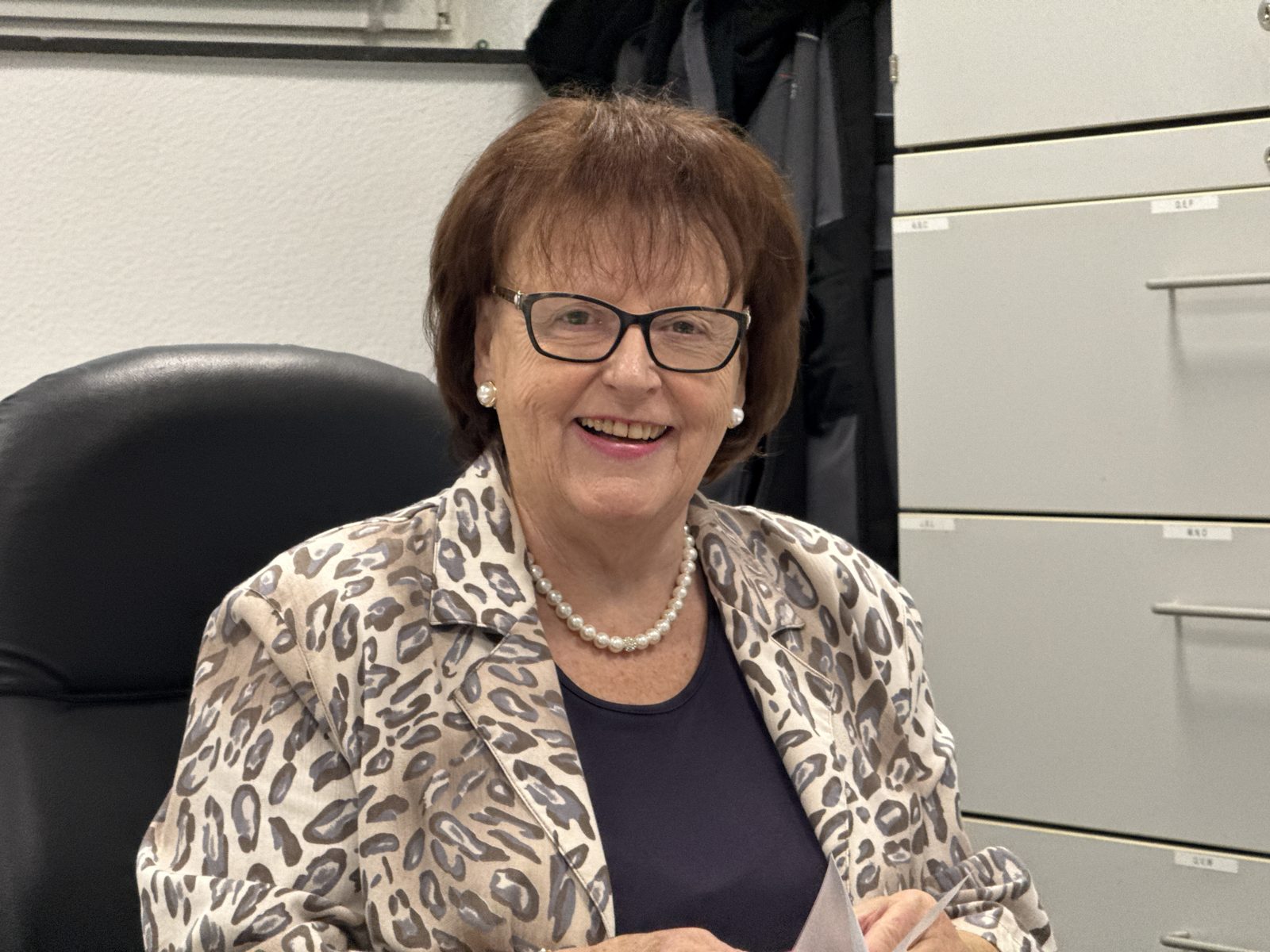 Karin Debus, Prokuristin bei Elektro Hinnenberg